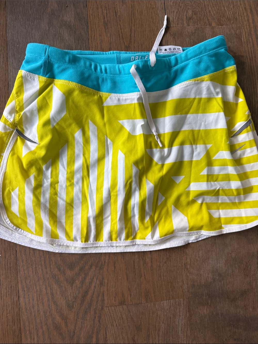 Dri-FIT Yellow & Turquoise Athletic Skirt